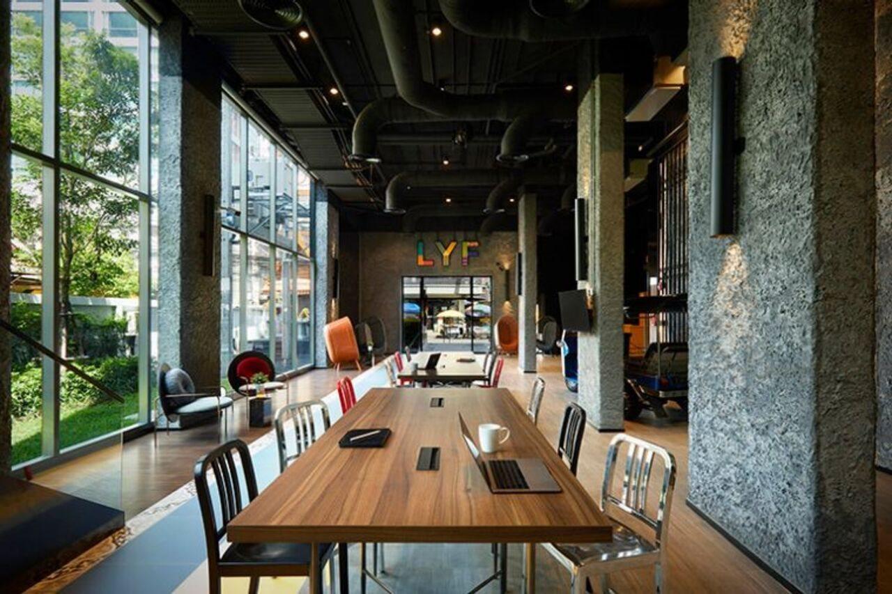 Lyf Sukhumvit 8 Bangkok Hotel Eksteriør billede